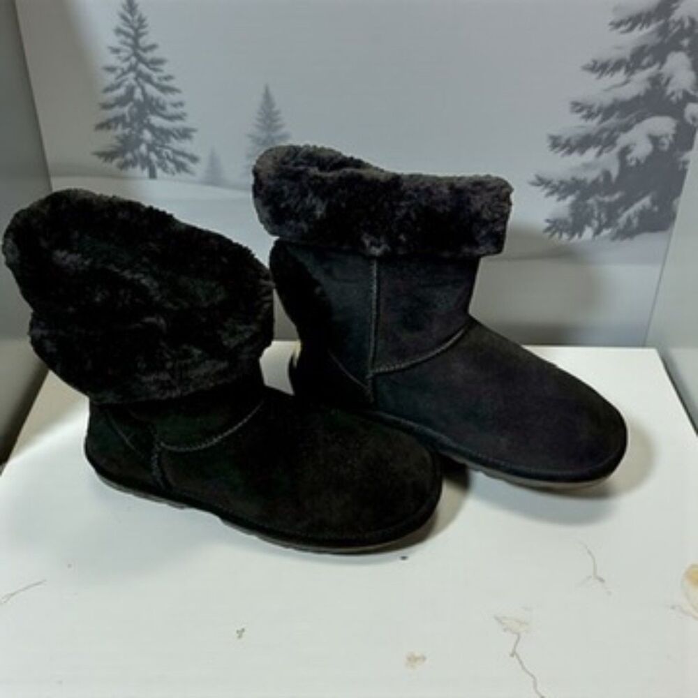 NIB Lamo Wrap Black Suede & Faux Fur Shearling Winter Boots Sz 8
